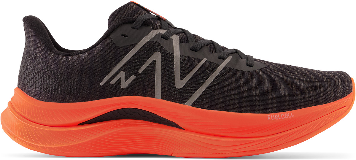 Running shoes New Balance FuelCell Propel v4