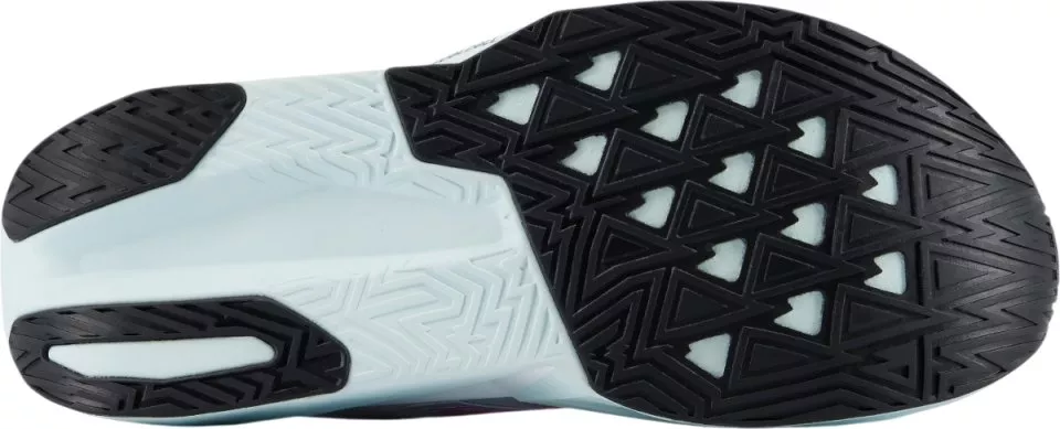 Tekaški copati New Balance FuelCell Rebel v5