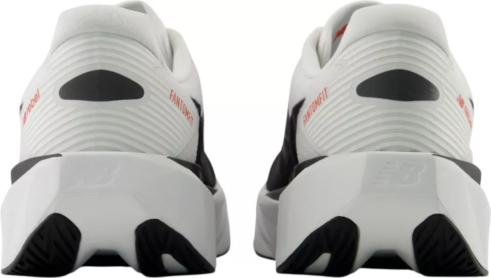 Sapatilhas de Corrida New Balance FuelCell Rebel v5