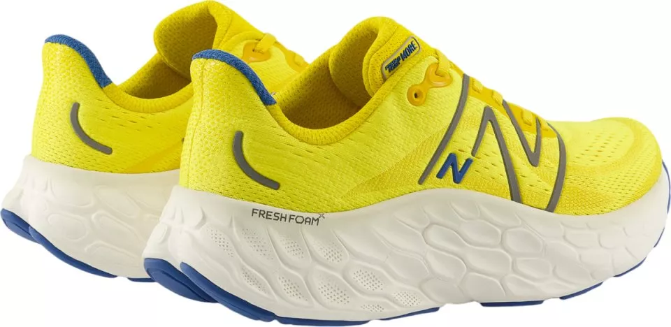 Running shoes New Balance Fresh Foam X More v4