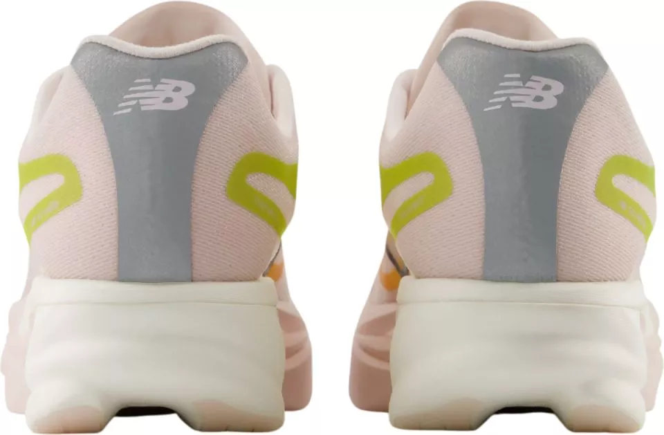 Tekaški copati New Balance SuperComp Elite v6
