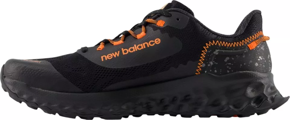 Trail shoes New Balance Fresh Foam Garoé