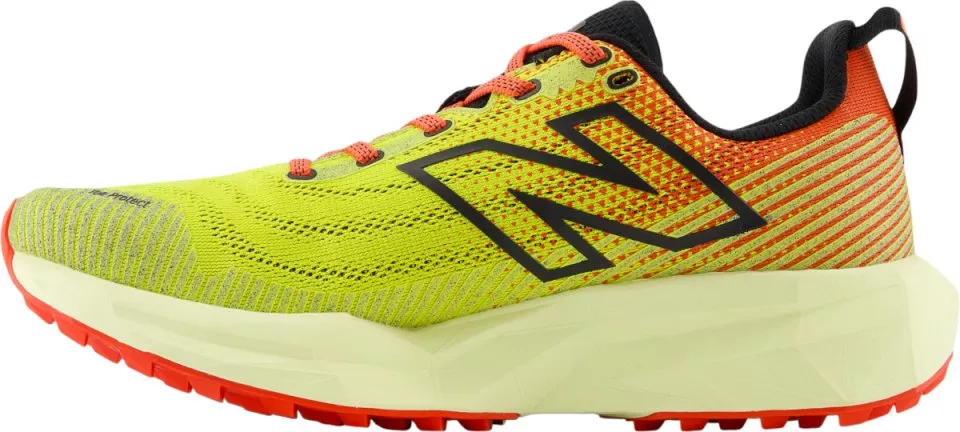 New Balance FuelCell Venym Terepfutó cipők