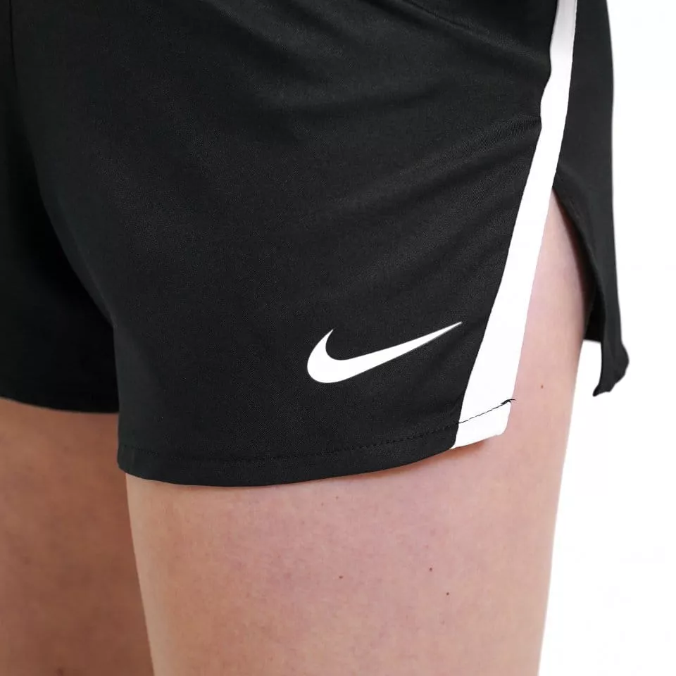 Kratke hlače Nike Women Stock Fast 2 inch Short