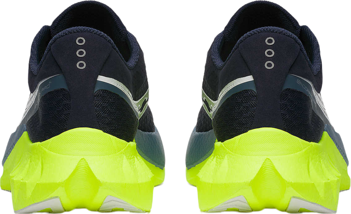 Amazon.com | Saucony Endorphin Pro Black/Silver 9 D (M