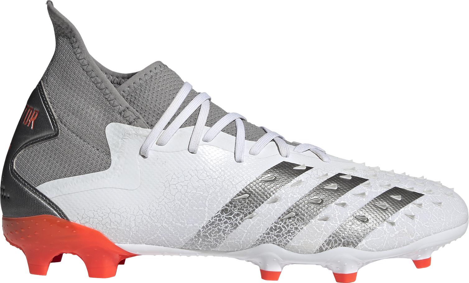 Buty piłkarskie adidas PREDATOR FREAK .2 FG