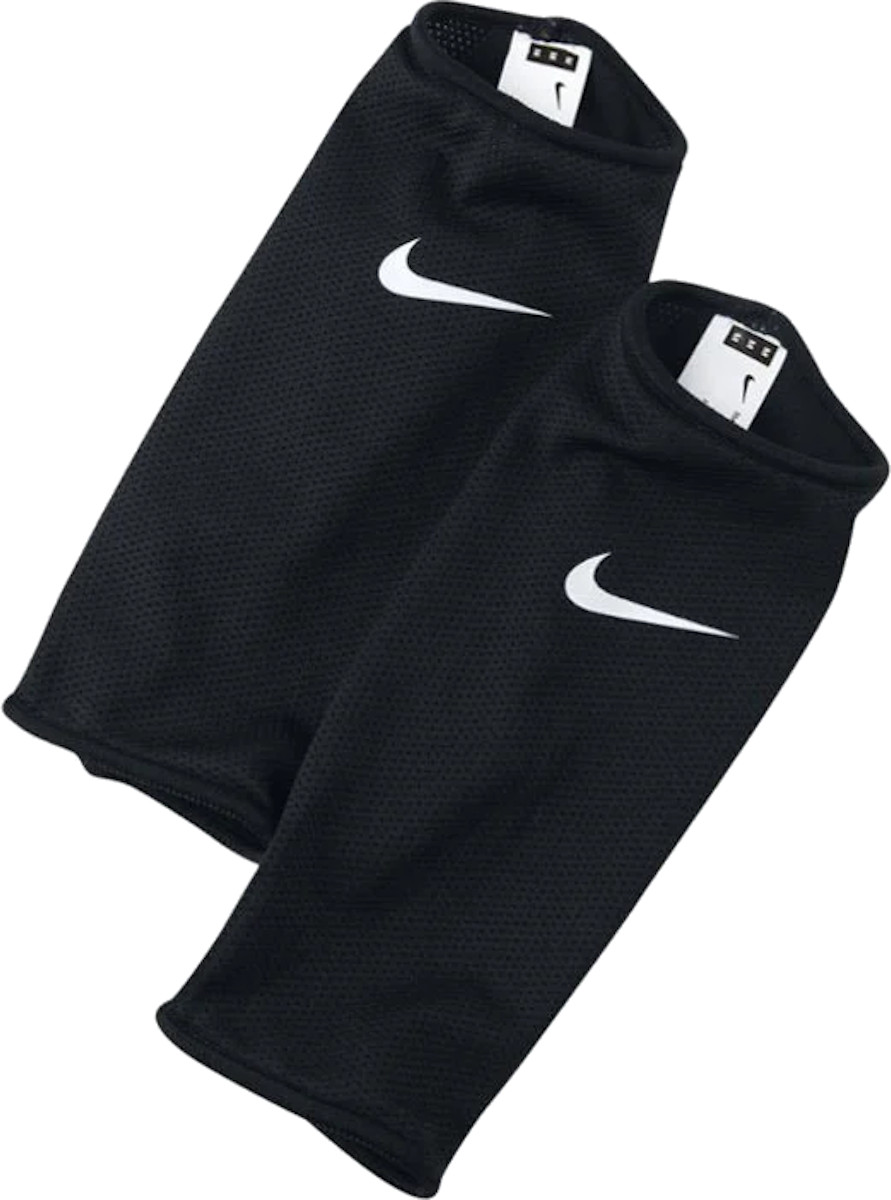 Návleky na fotbalové chrániče Nike Guard Lock