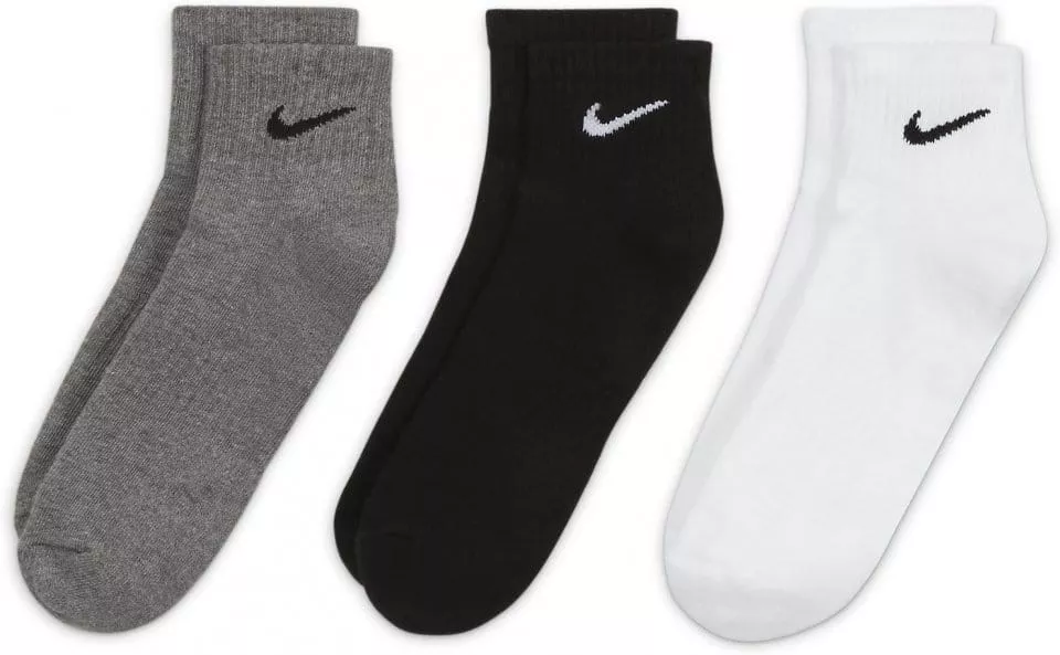 Sukat Nike Everyday Cushioned Training Ankle Socks (3 Pairs)