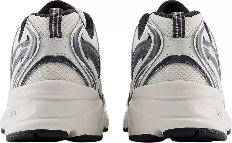 Παπούτσια New Balance 530