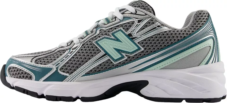 Παπούτσια New Balance 740