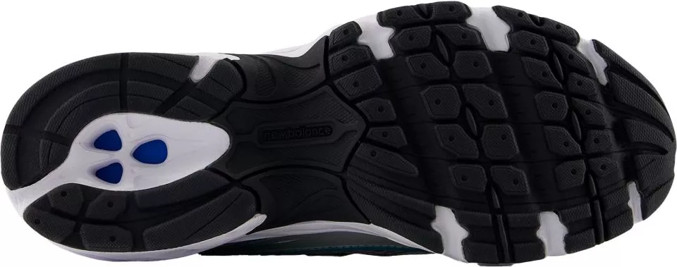 Παπούτσια New Balance 740