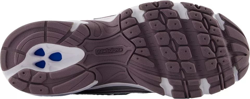Παπούτσια New Balance 740