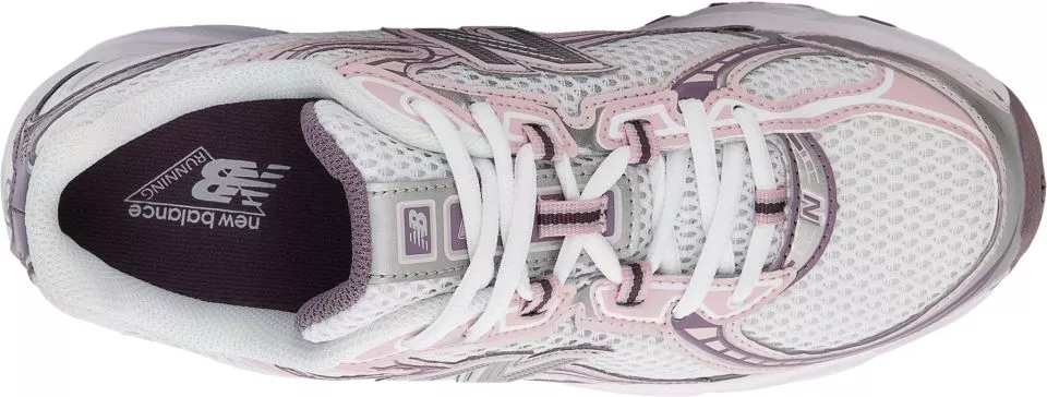 Παπούτσια New Balance 740