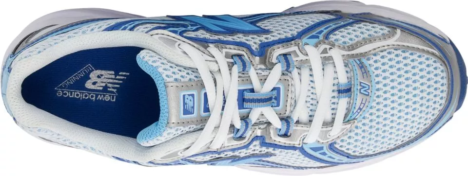 Παπούτσια New Balance 740