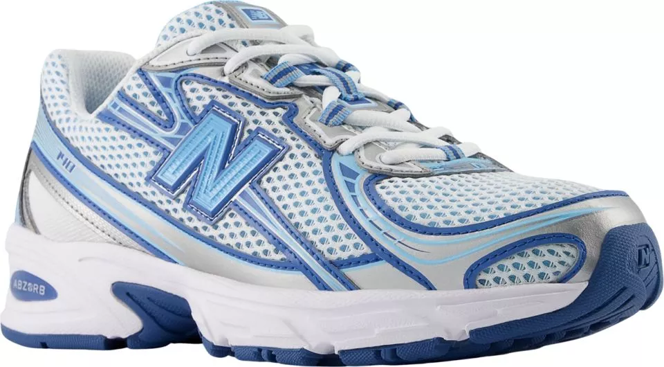 Παπούτσια New Balance 740