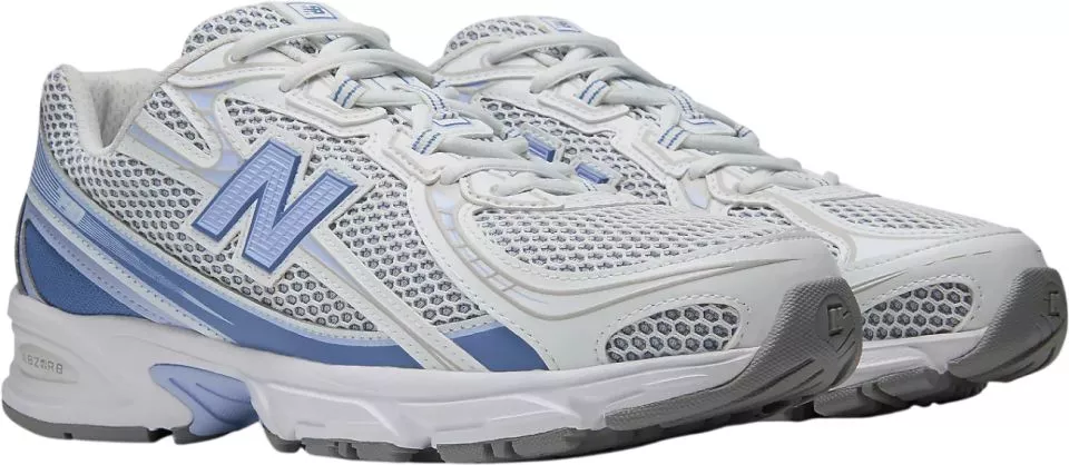 Παπούτσια New Balance 740