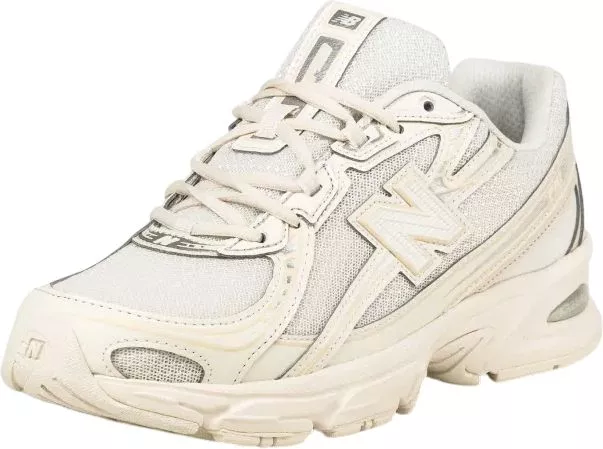 Παπούτσια New Balance 740