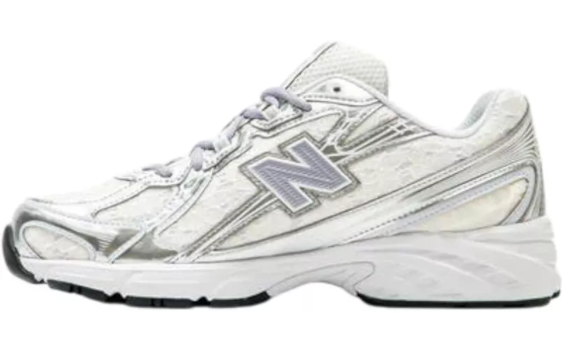 Παπούτσια New Balance 740