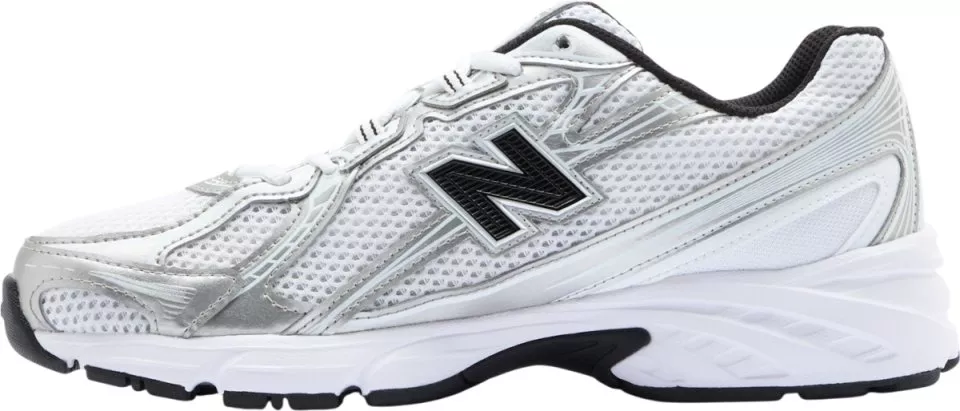 Παπούτσια New Balance 740