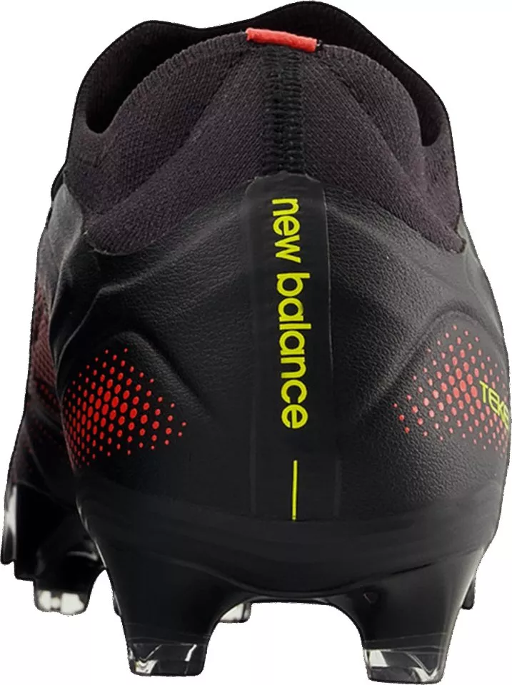 Buty piłkarskie New Balance Tekela Pro Low v5 FG