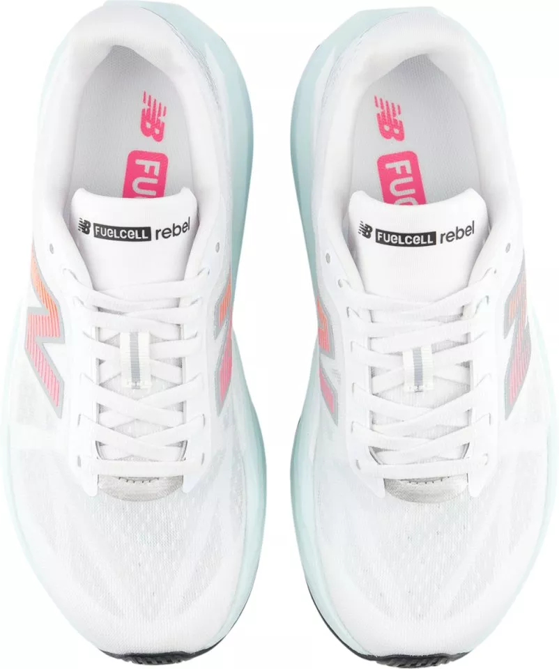 Tekaški copati New Balance FuelCell Rebel v5