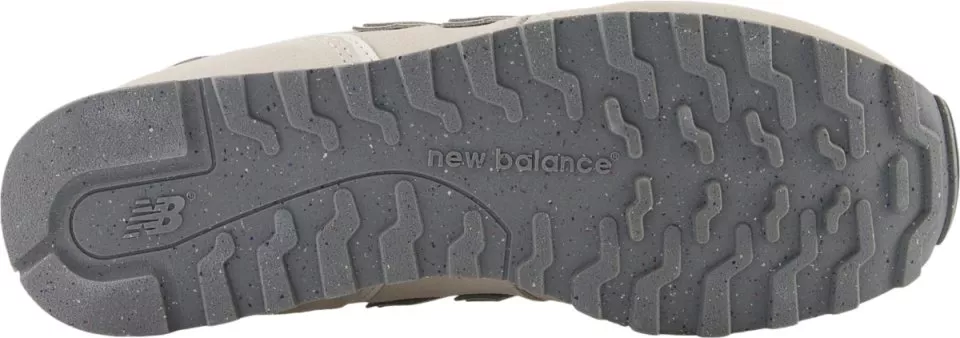 Schoenen New Balance 373V2