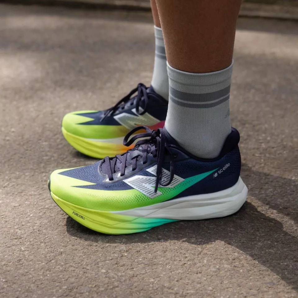 Hardloopschoen New Balance FuelCell SuperComp Elite v5