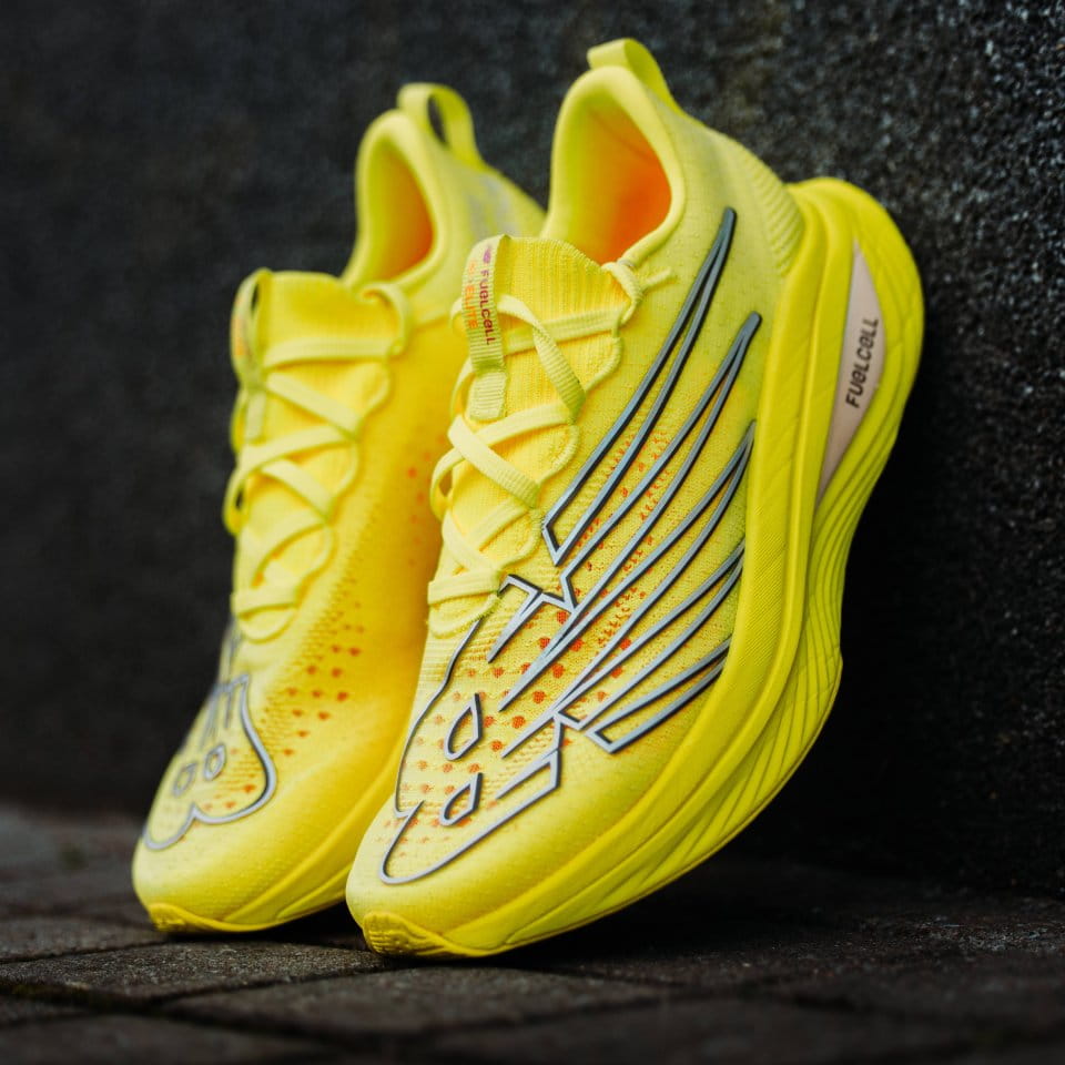Laufschuhe New Balance FuelCell SuperComp Elite v3