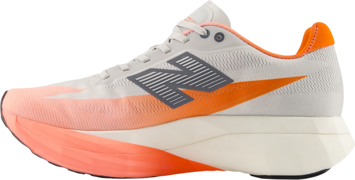 Running shoes New Balance TCS NYC Marathon FuelCell SuperComp