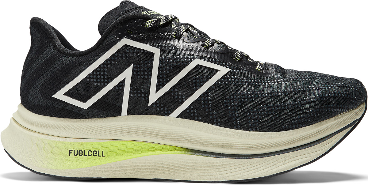 Running shoes New Balance FuelCell SuperComp Trainer v2