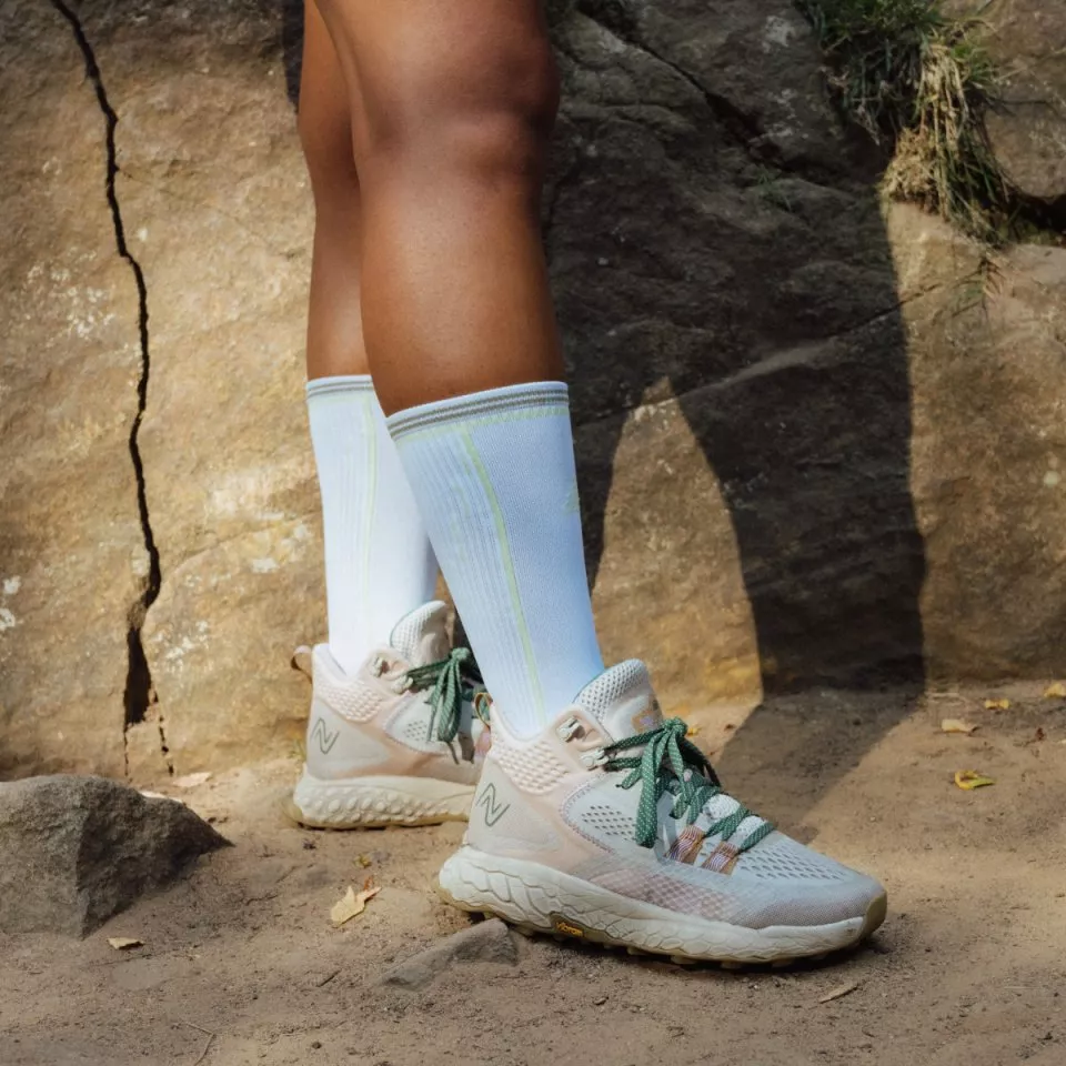 Dámské trailové boty New Balance Fresh Foam X Hierro Mid