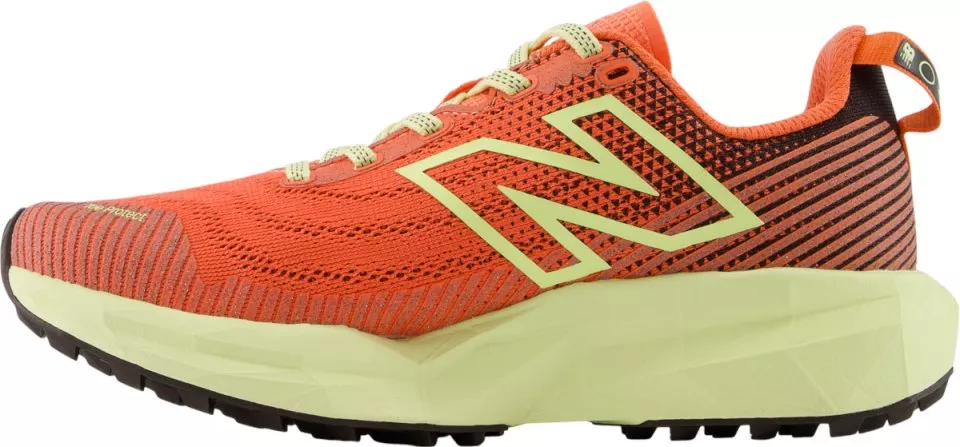 Trail shoes New Balance FuelCell Venym